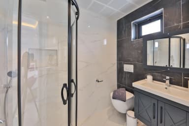 Villa Kaşlı 2 Korunaklı Havuz 60