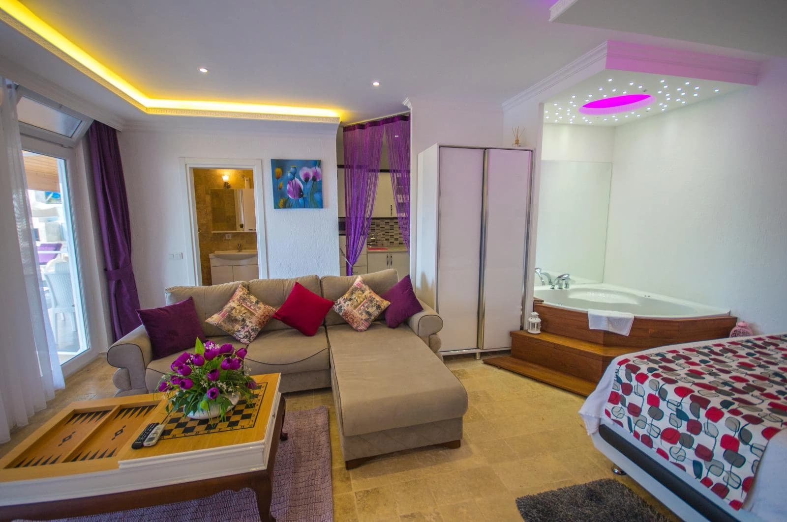 Villa Şirin İslamlar Korunaklı Havuz 37