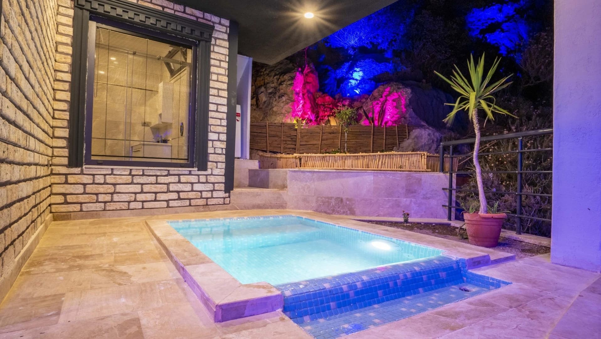 Villa Balli Korunaklı Havuz 36