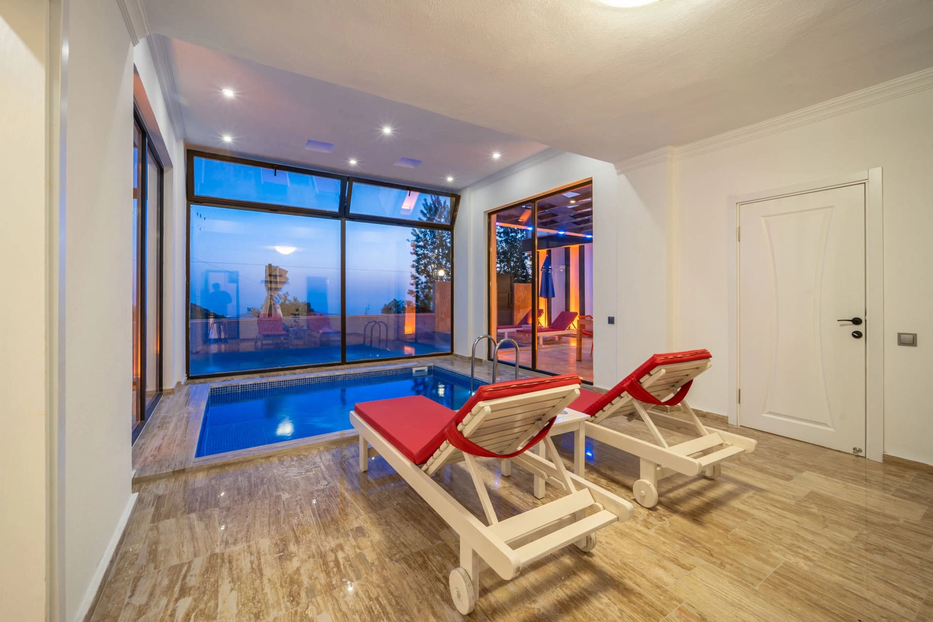 Villa Süper Mario Korunaklı Havuz 98