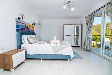 Villa Mevsim Üzümlü Korunaklı Havuz 72