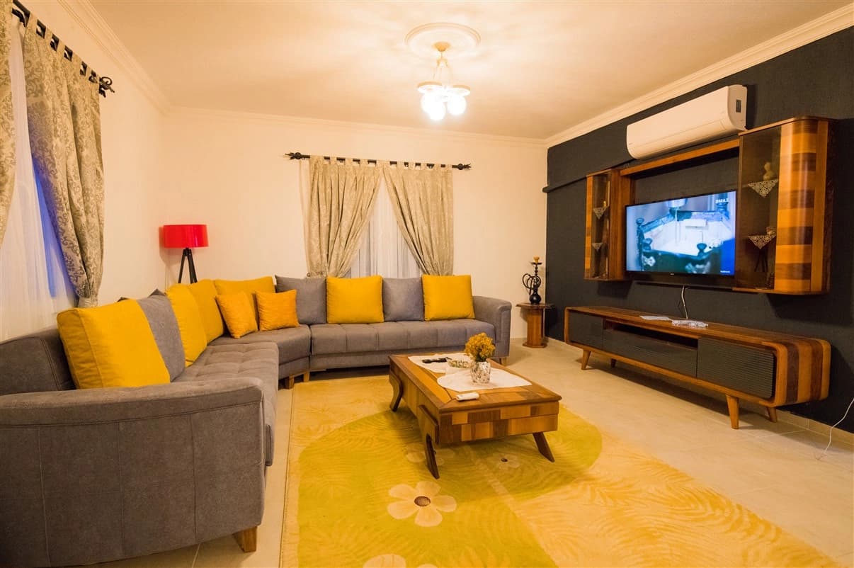 Villa Mevsim Üzümlü Korunaklı Havuz 44