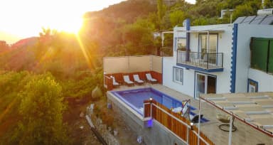 Villa Mevsim Üzümlü Korunaklı Havuz 36