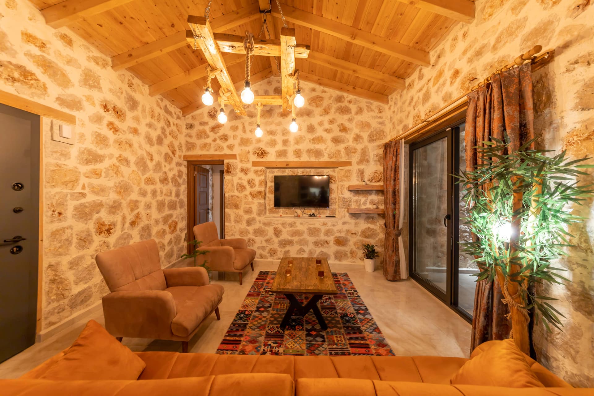 Villa Esyada Korunaklı Havuz 37