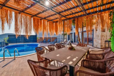 Villa Elit Akbel Korunaklı Havuz 89