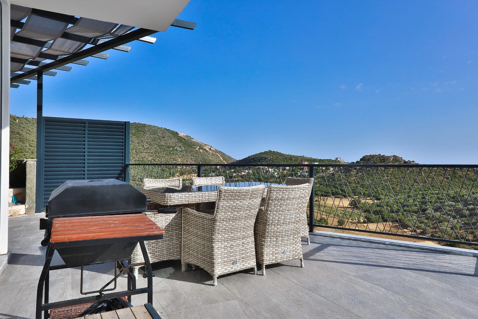 Villa Tria Isıtmalı Havuz 27