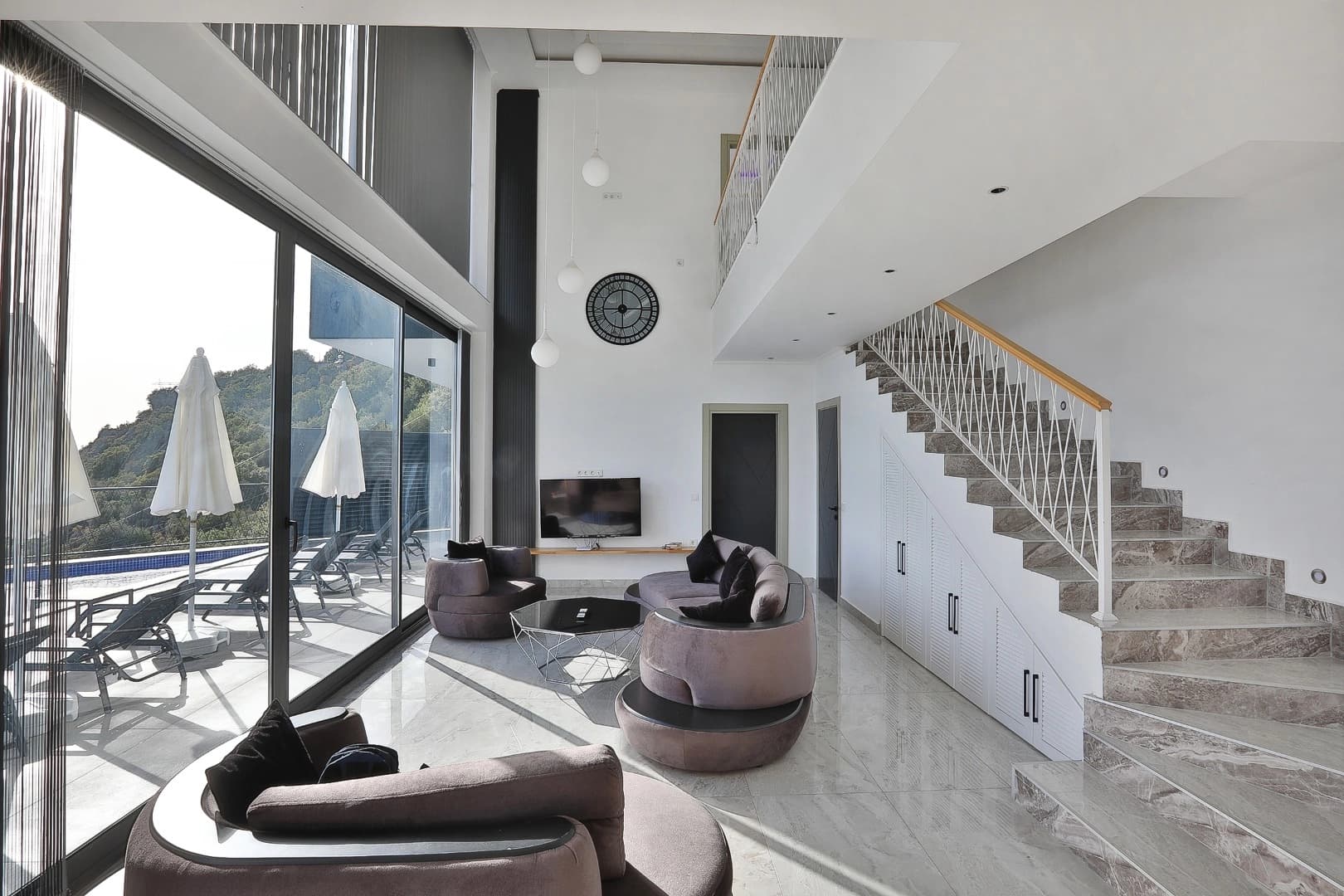 Villa Tria Isıtmalı Havuz 97