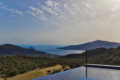 Villa Tria Isıtmalı Havuz 55