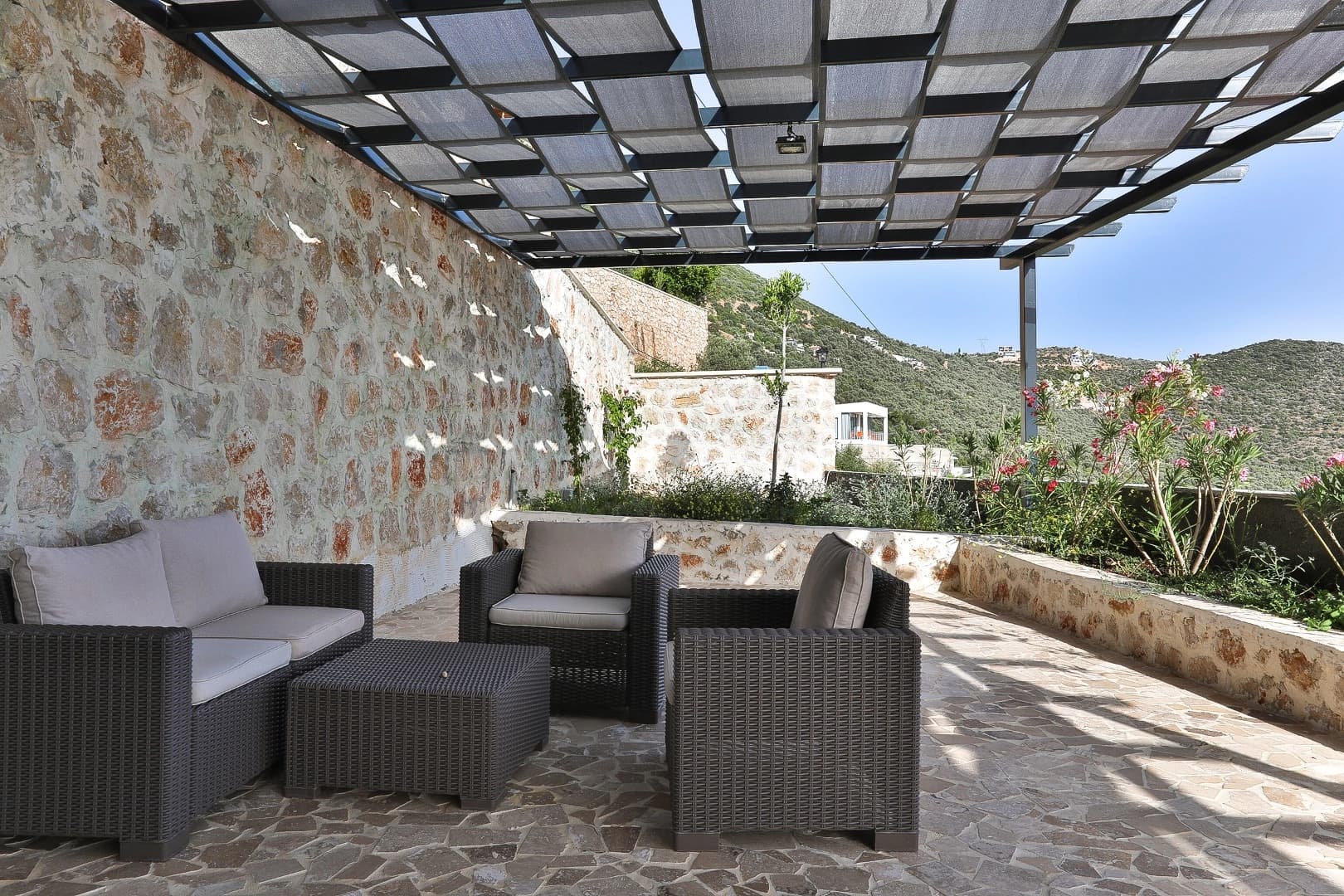 Villa Tria Isıtmalı Havuz 69