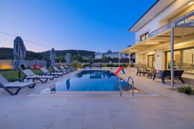 Villa La Casa Rosa Özel Havuzlu 15