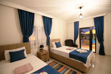 Villa Yeşil Deniz Korunaklı Havuz 84