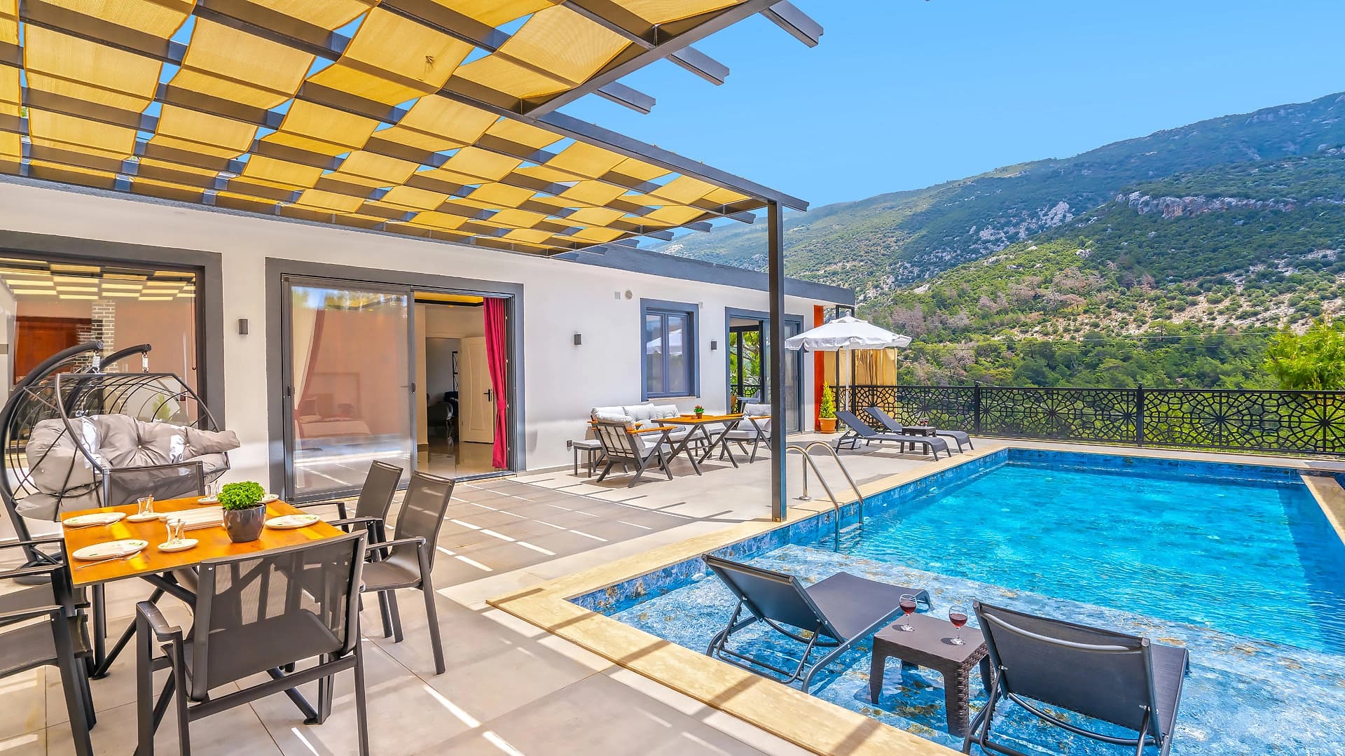 Villa Özüm Korunaklı Havuz 27