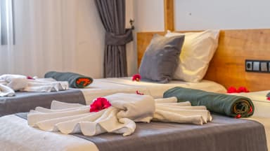 Villa Özüm Korunaklı Havuz 71