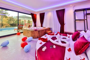 Villa Pelit Korunaklı Havuz 86