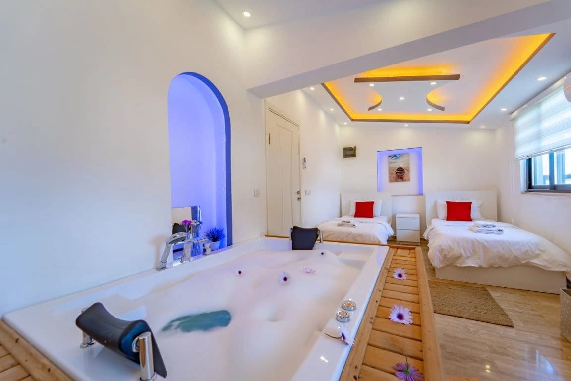 Villa Kutay Korunaklı Havuz 24