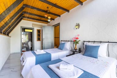 Villa Hazal Bungalov Korunaklı Havuz 11