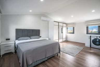 Villa Kırmızı Korunaklı Havuz 38