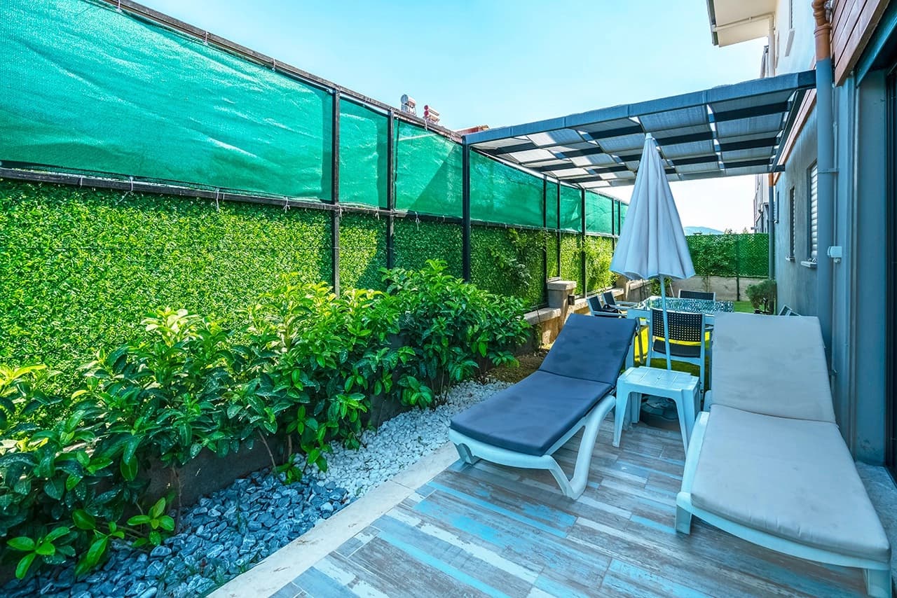 Villa Kırmızı Korunaklı Havuz 44