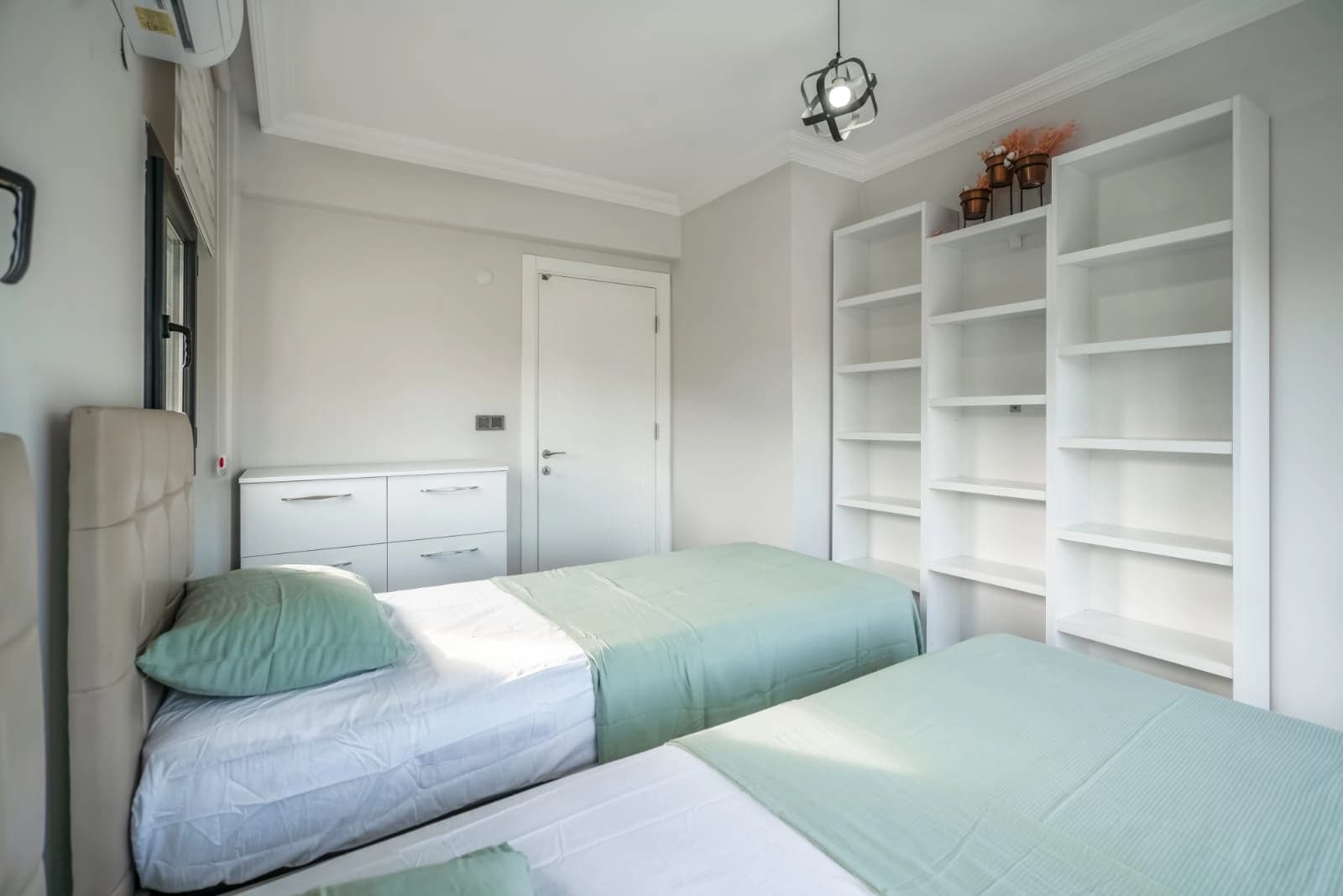 Villa Kırmızı Korunaklı Havuz 52