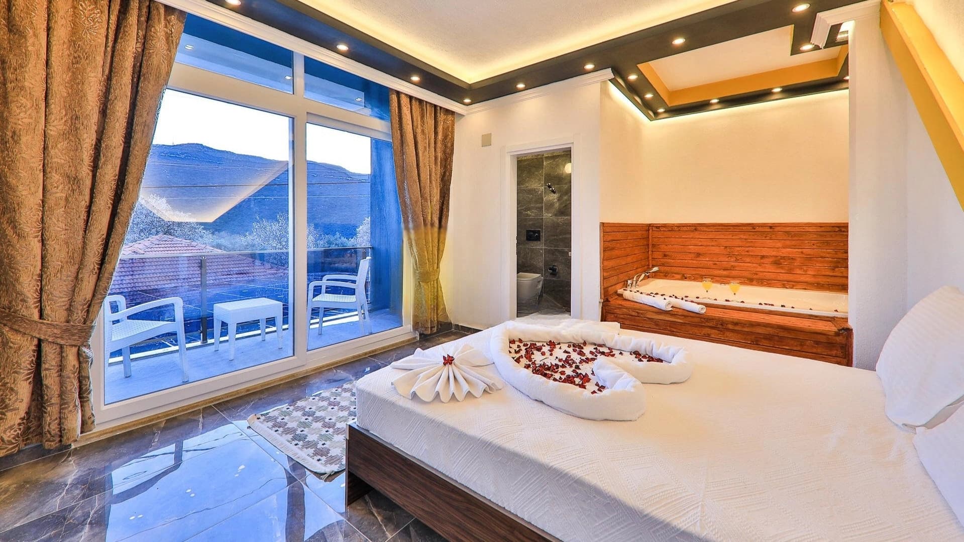 Villa Arteon Korunaklı Havuz 23