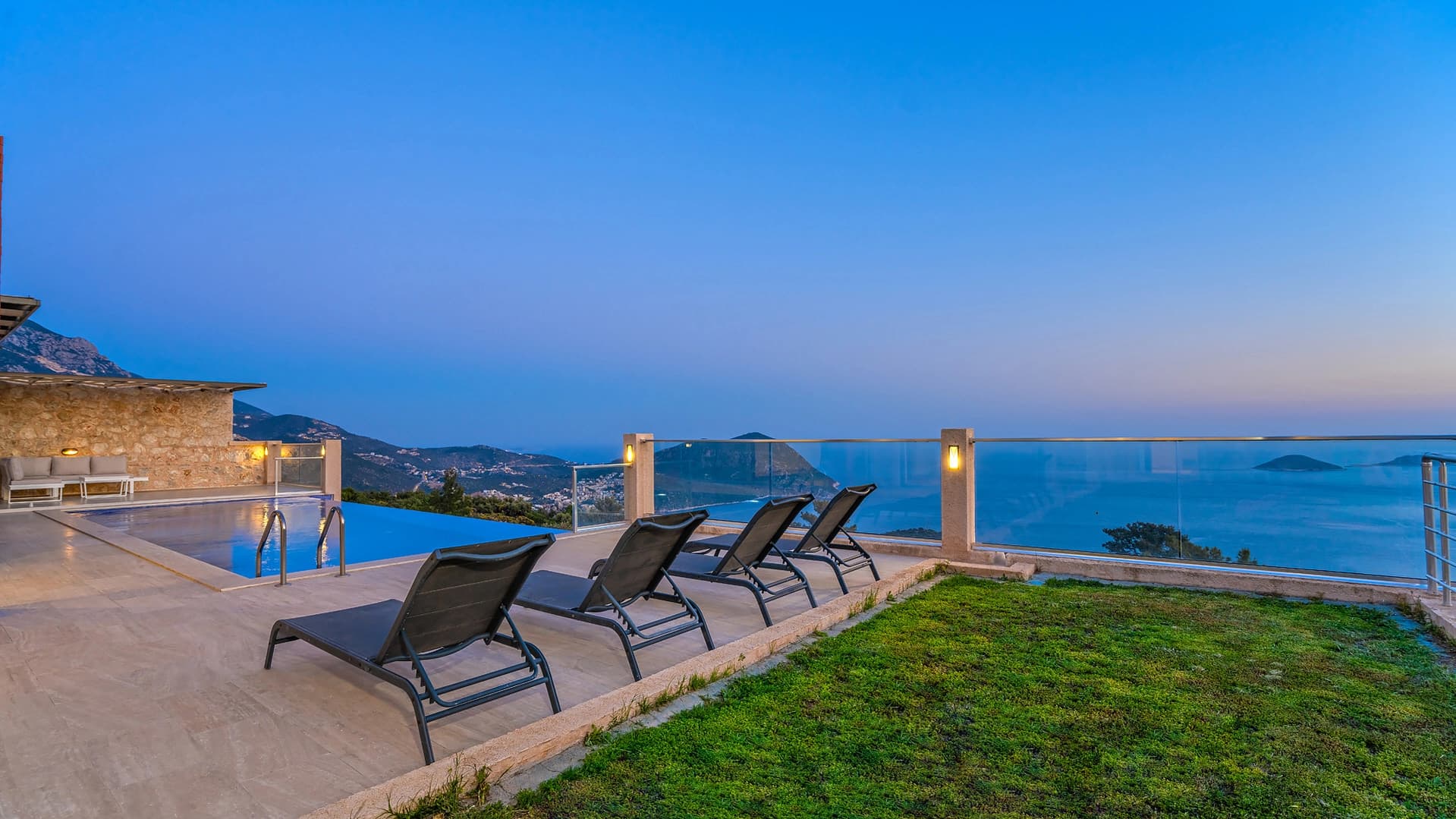 Villa Avon Korunaklı Havuz 99
