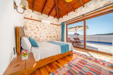 Villa Fesleğen Üzümlü Korunaklı Havuz 74