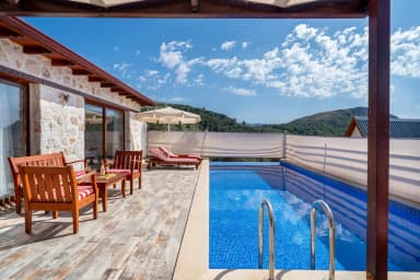 Villa Fesleğen Üzümlü Korunaklı Havuz 52