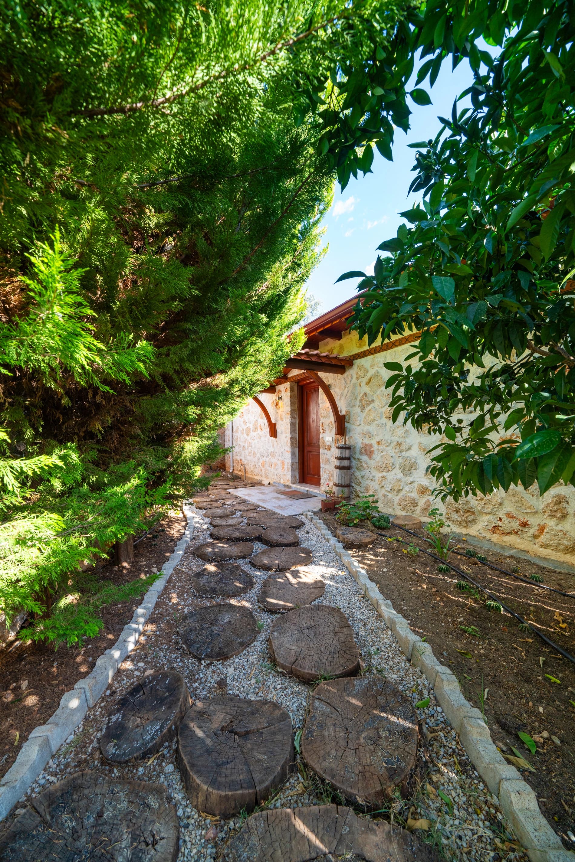 Villa Fesleğen Üzümlü Korunaklı Havuz 66