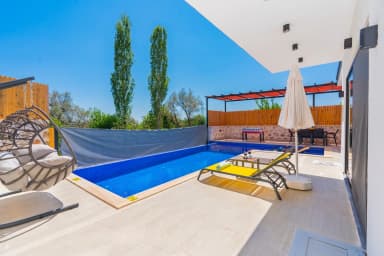 Villa Palmiye İslamlar Korunaklı Havuz 53