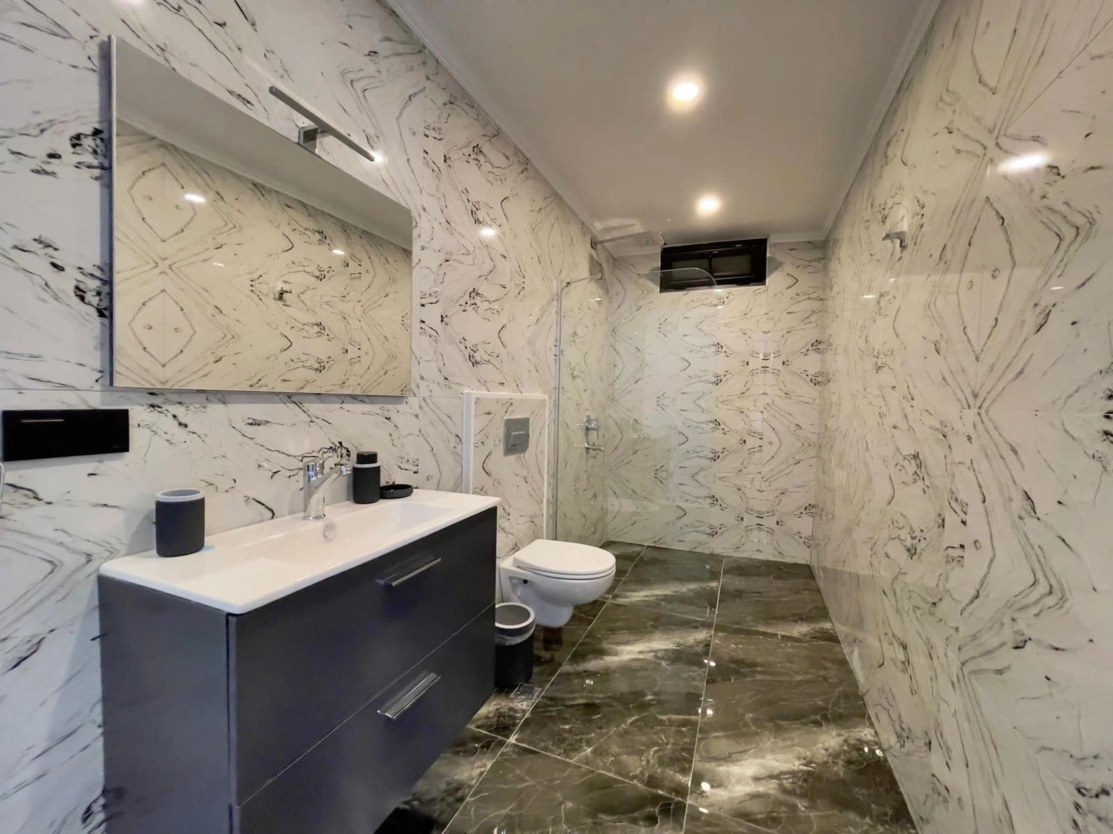 Suit Asil Korunaklı Havuz 20