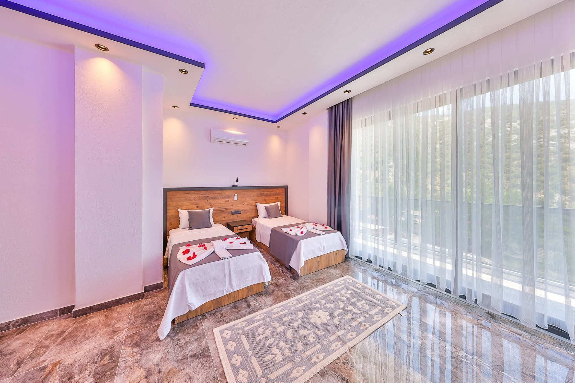 Villa Zülfikar Korunaklı Havuz 27