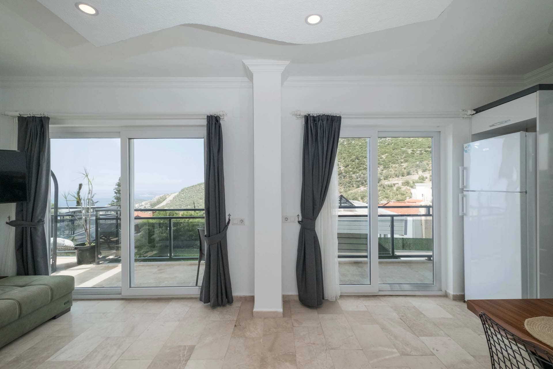 Villa Asil Akbel Korunaklı Havuz 97