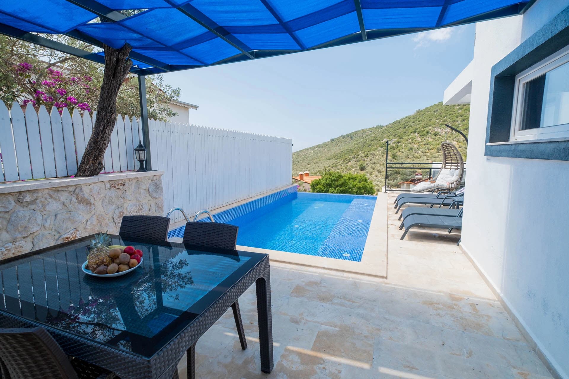 Villa Asil Akbel Korunaklı Havuz 89