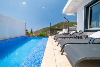 Villa Asil Akbel Korunaklı Havuz 27