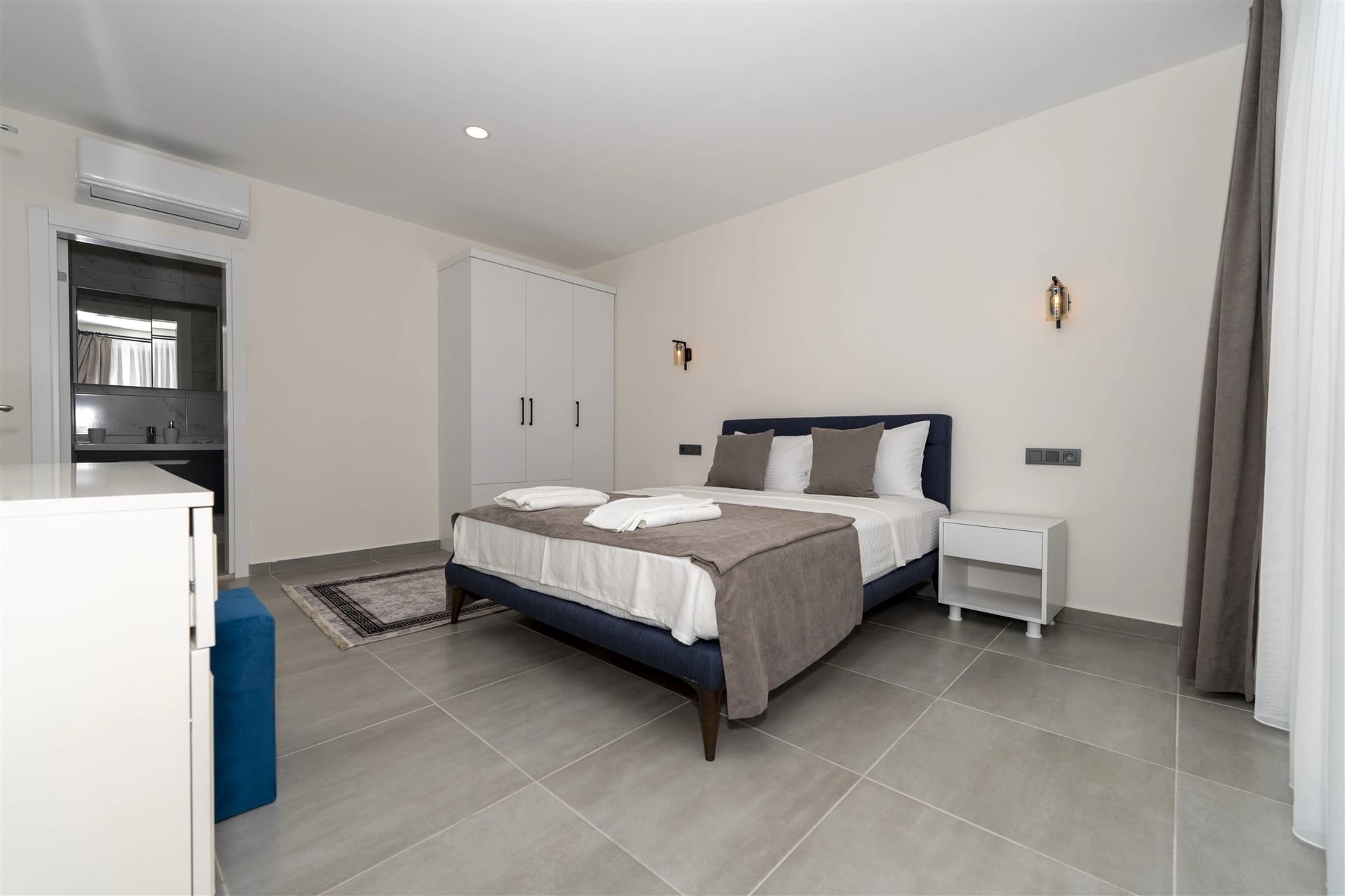 Villa Belcehan Zeytin Korunaklı Havuz 32