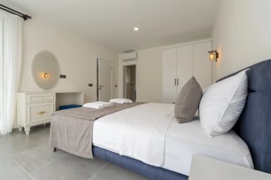 Villa Belcehan Zeytin Korunaklı Havuz 46