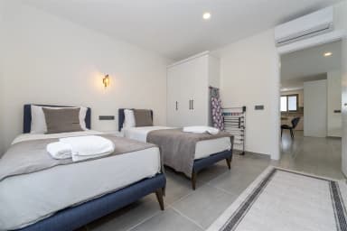 Villa Belcehan Zeytin Korunaklı Havuz 74