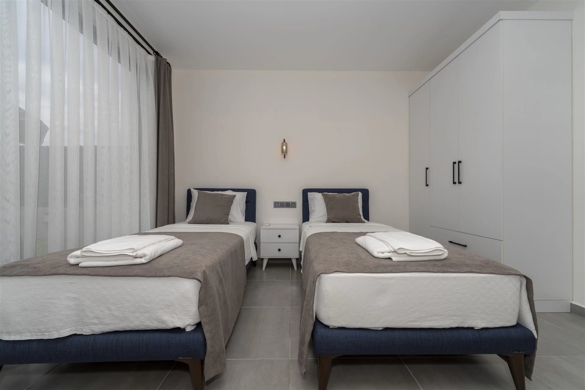 Villa Belcehan Zeytin Korunaklı Havuz 26