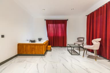 Villa Zülfiye Korunaklı Havuz 26