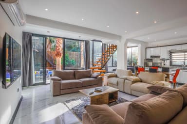 Villa Zülfiye Korunaklı Havuz 66