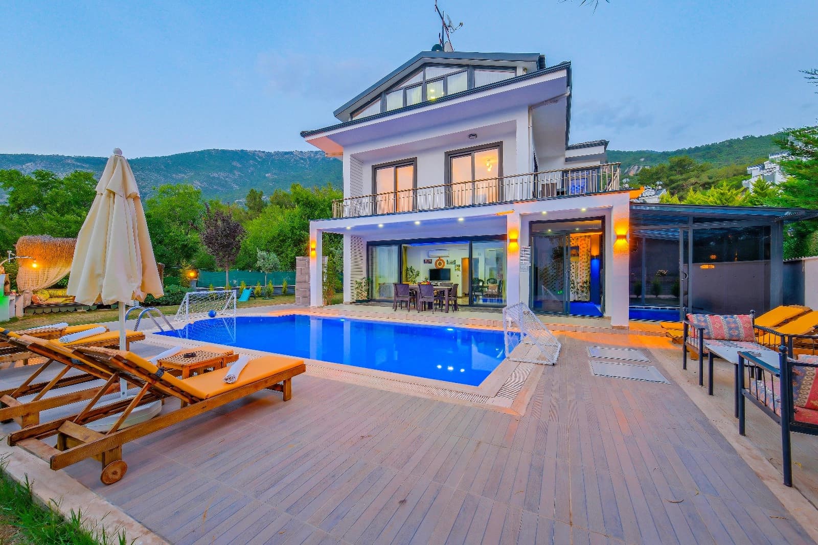 Villa Define 2 Isıtmalı Havuz 59