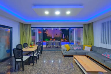 Villa Define 2 Isıtmalı Havuz 25