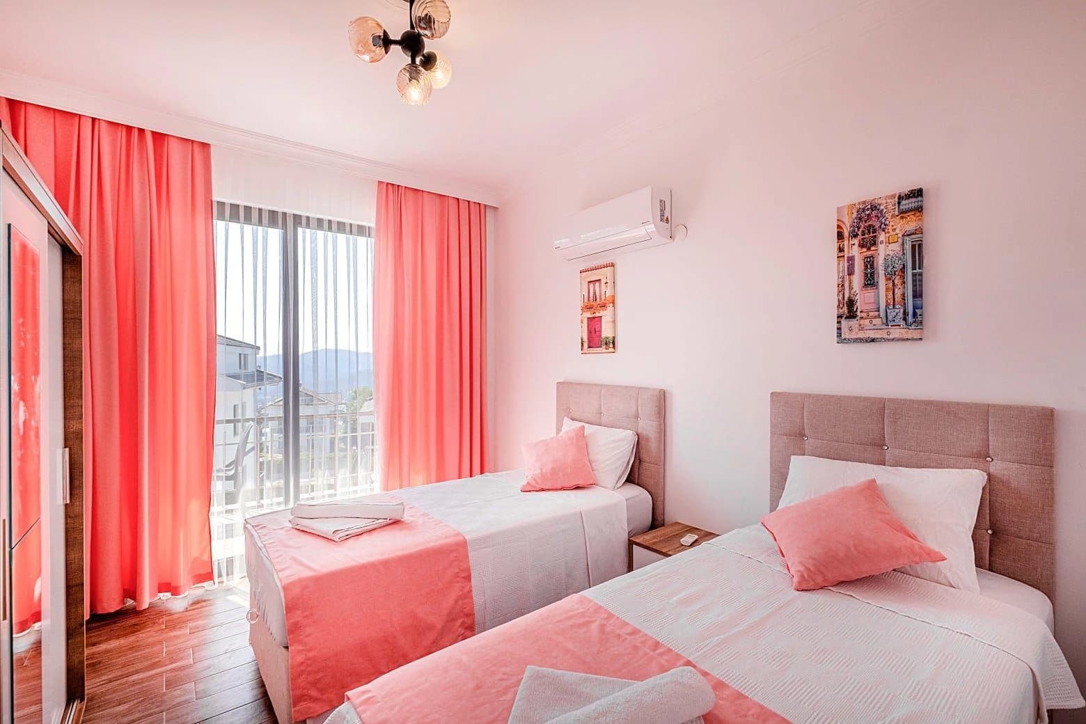 Villa Define 2 Isıtmalı Havuz 53