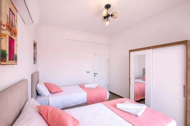 Villa Define 2 Isıtmalı Havuz 67