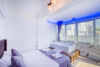 Villa Define 2 Isıtmalı Havuz 81