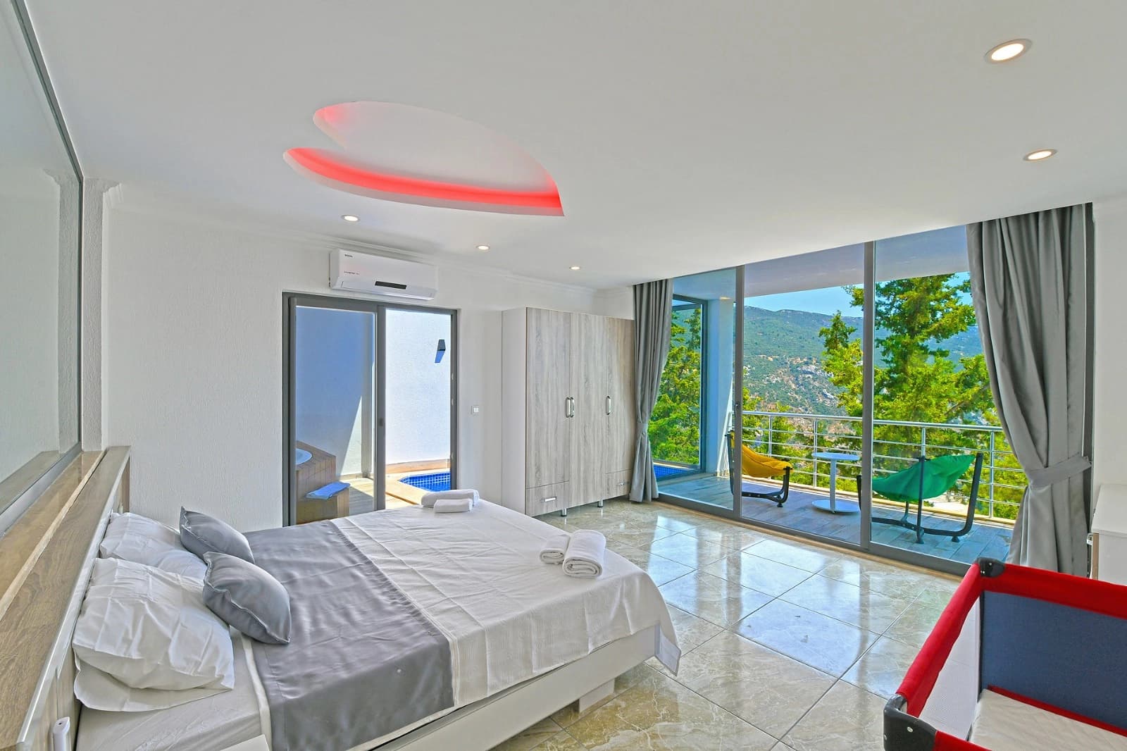 Villa Arin Korunaklı Havuz 49