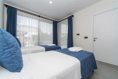 Villa Belcehan İncir Korunaklı Havuz 11