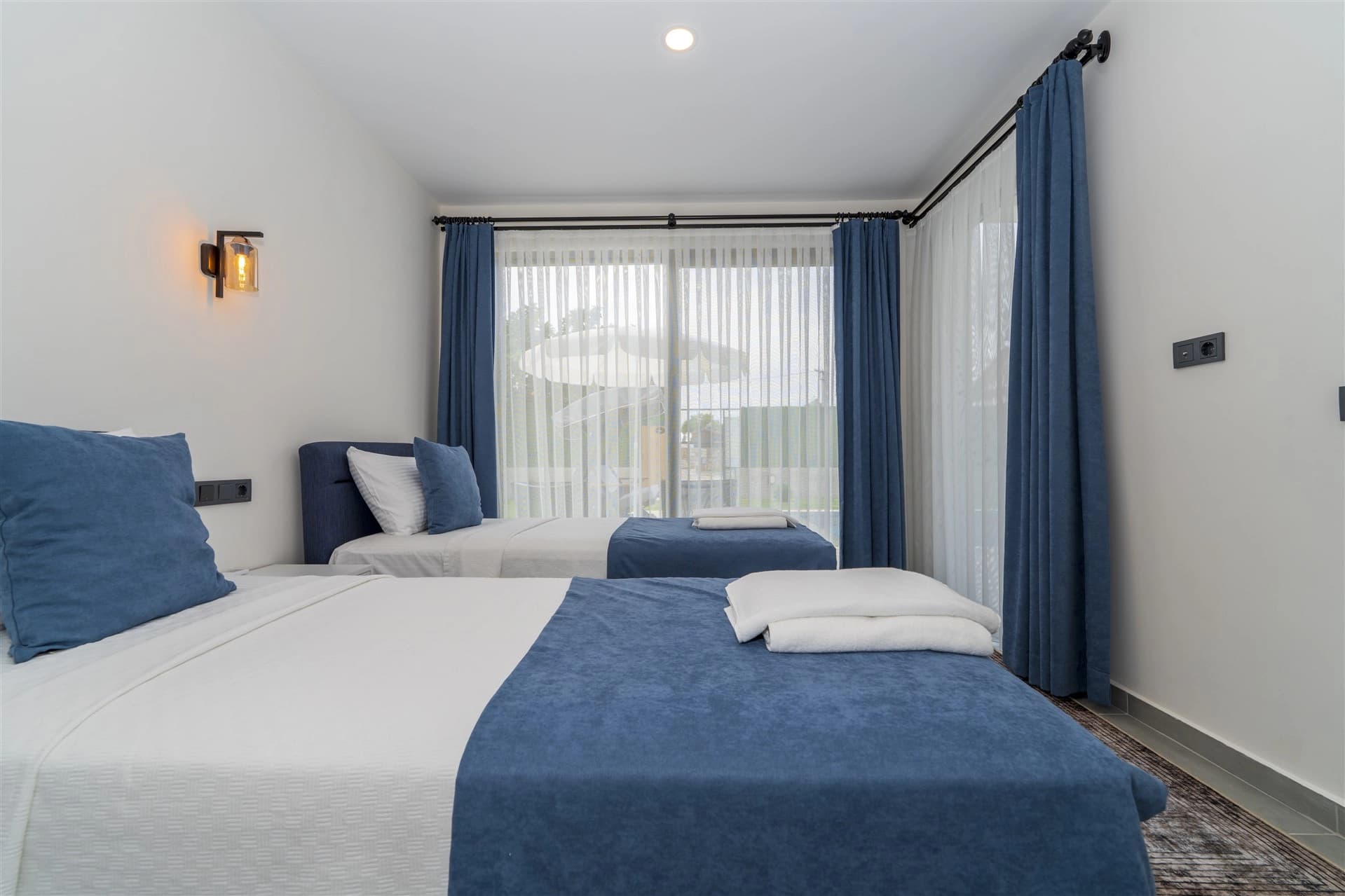 Villa Belcehan İncir Korunaklı Havuz 39