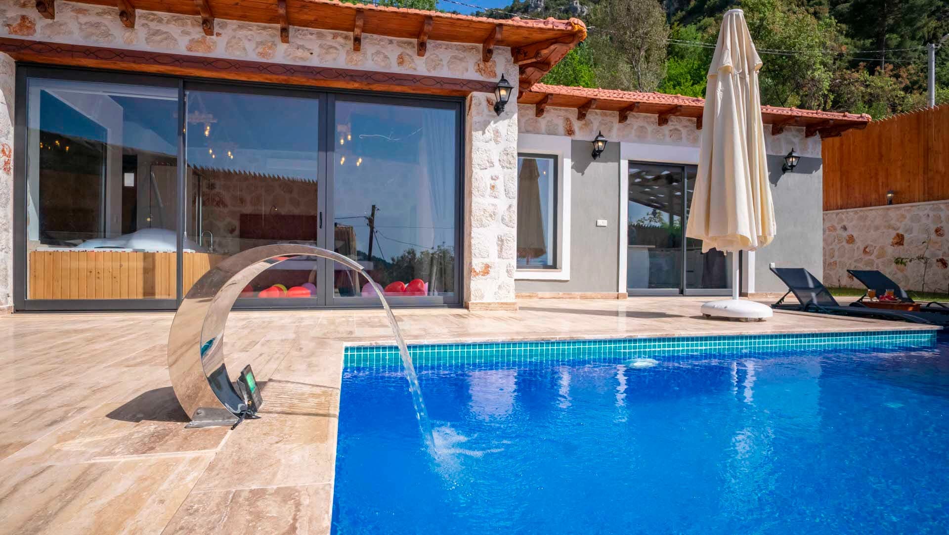 Villa Nasuh Korunaklı Havuz 70