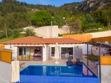 Villa Nasuh Korunaklı Havuz 28